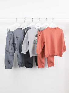 TERMINAL X KIDS بلاطين وافرهولات للأولاد 