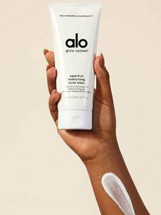 ALO YOGA كريم للجسم للجنسين 