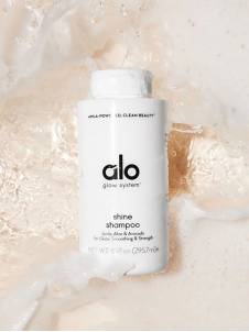 ALO YOGA منتجات عناية بالشعر للنساء 