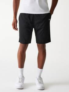 NEW ERA  شورت للرجال